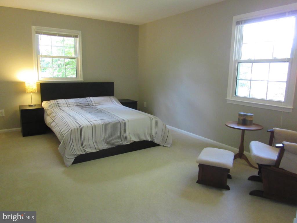 9307 HARNESS HORSE COURT