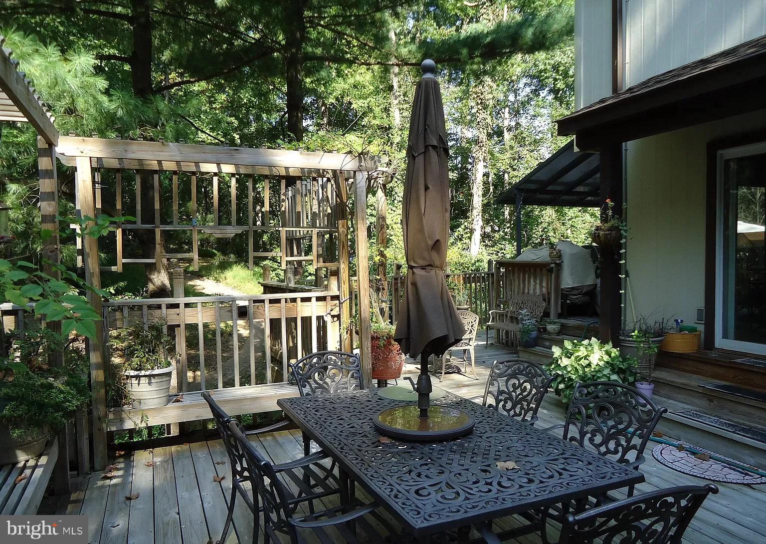 11696 FOX GLEN DRIVE