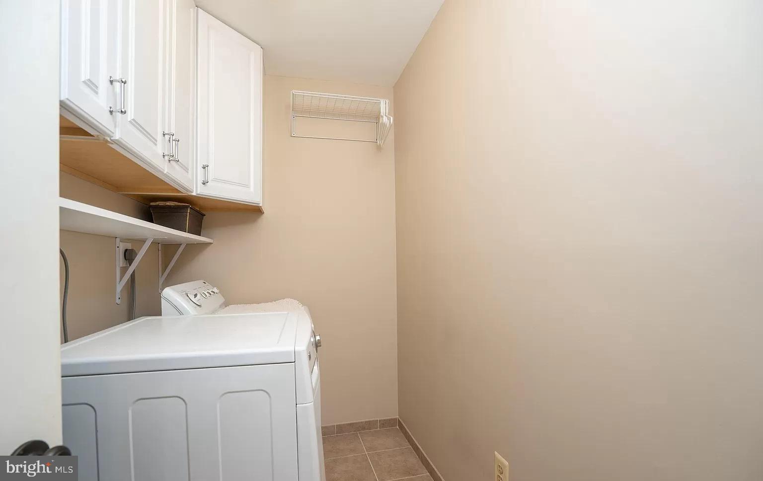 11696 FOX GLEN DRIVE