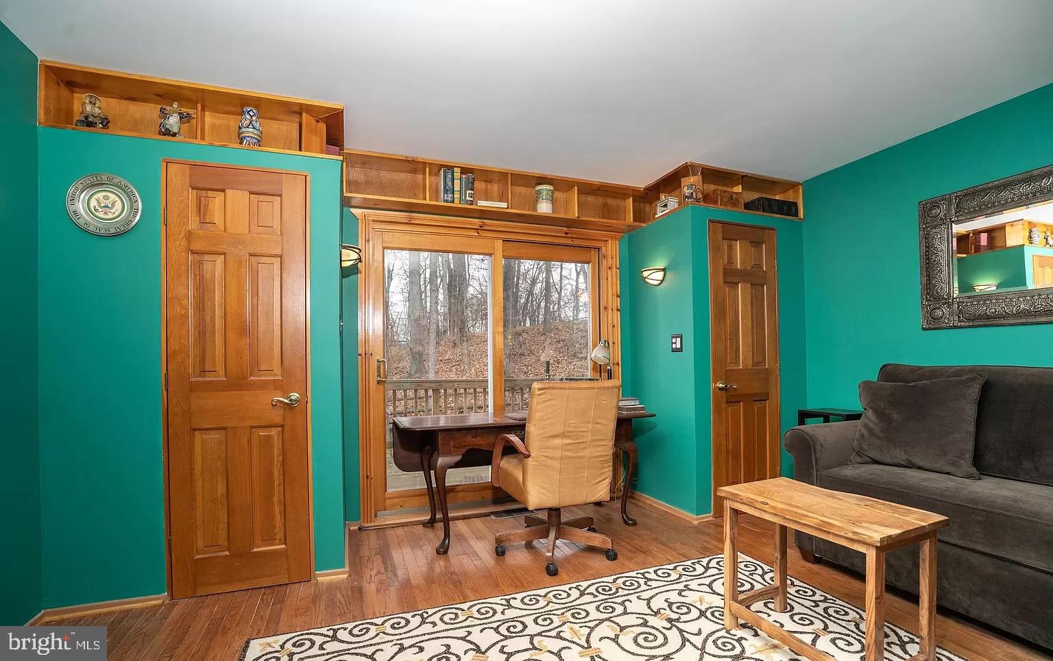 11696 FOX GLEN DRIVE