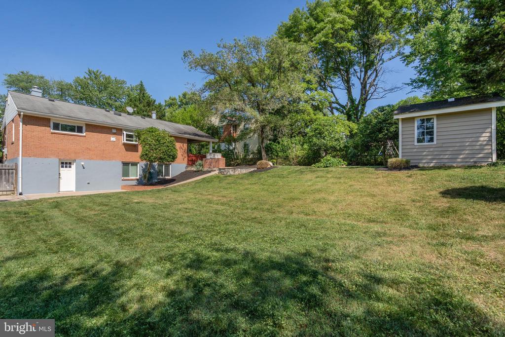 6326 DORSET DRIVE