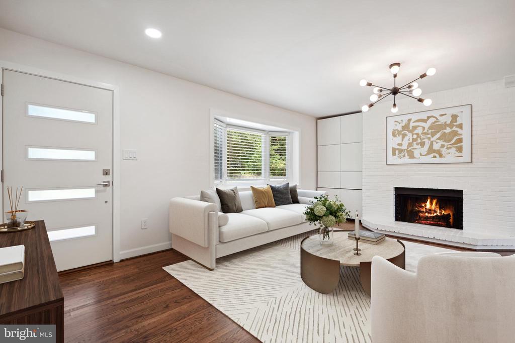 6326 DORSET DRIVE