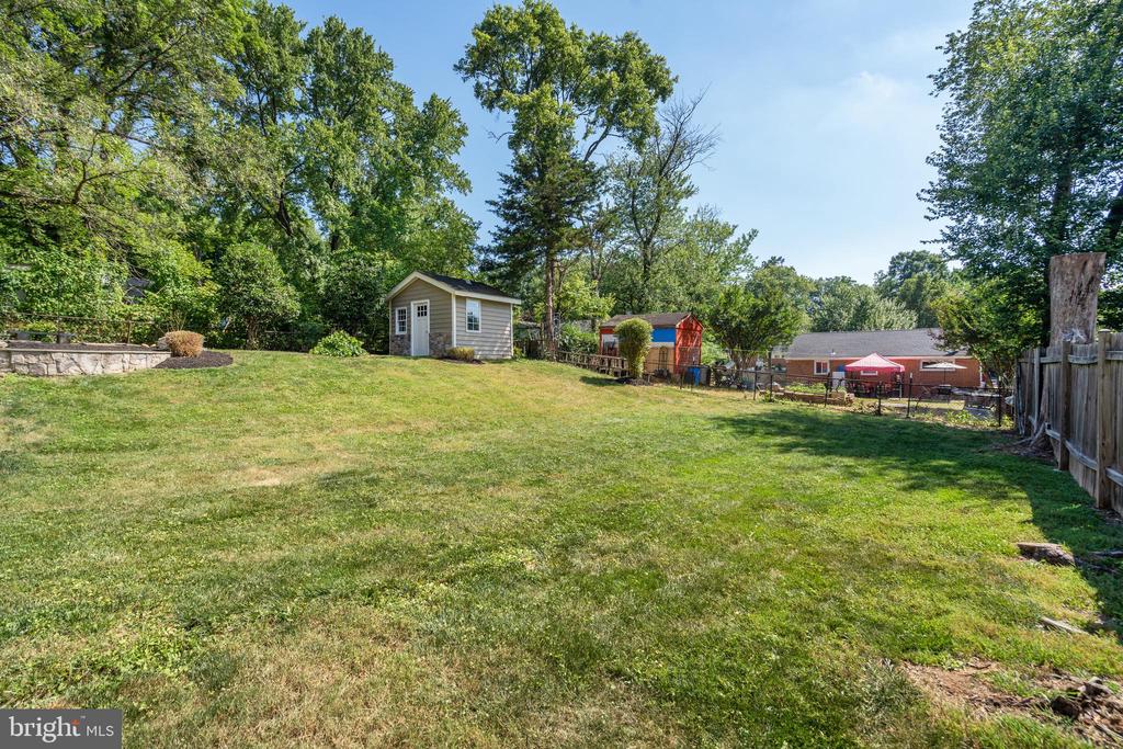 6326 DORSET DRIVE