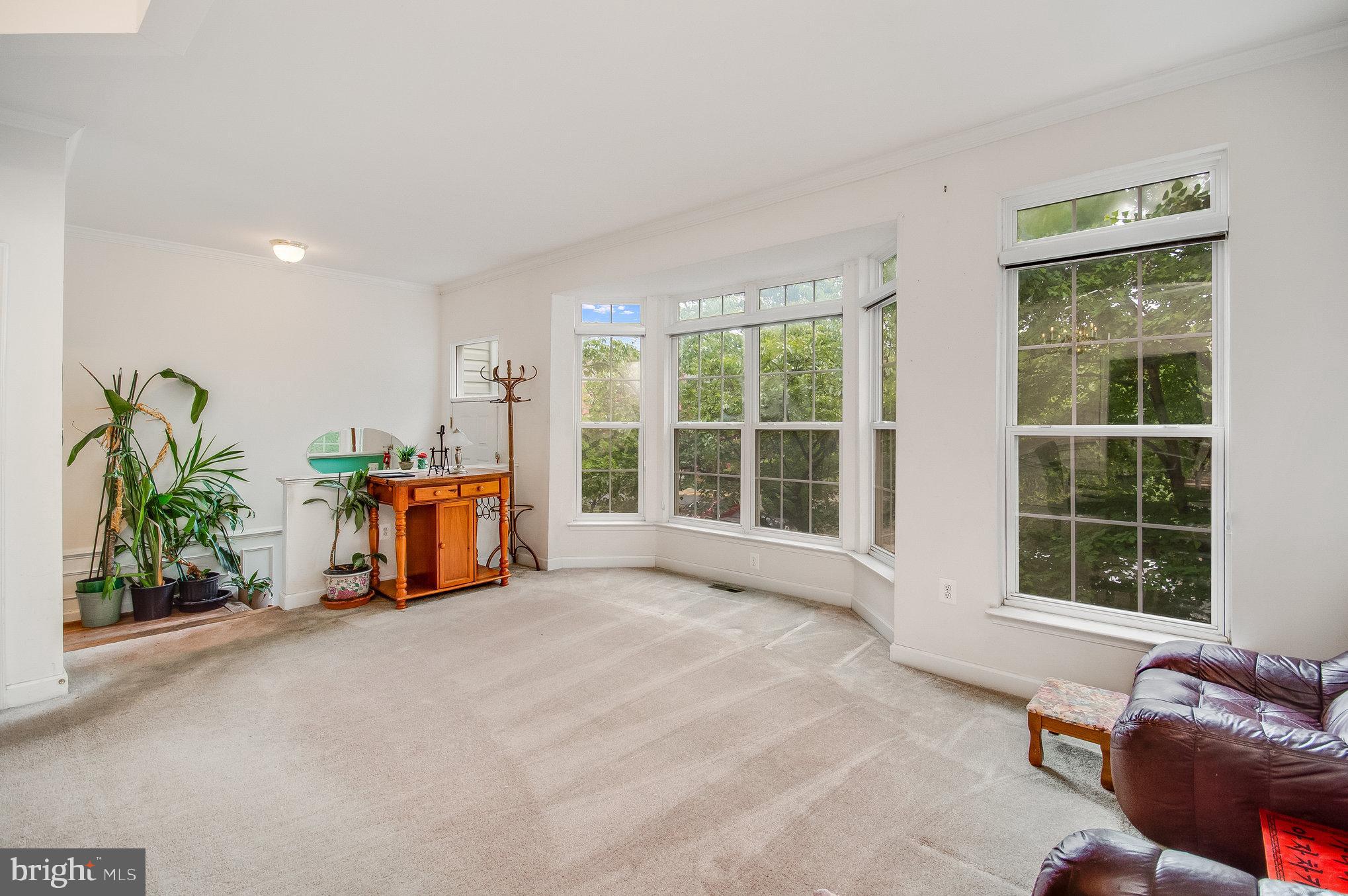 6324 FRANCONIA COMMONS DRIVE
