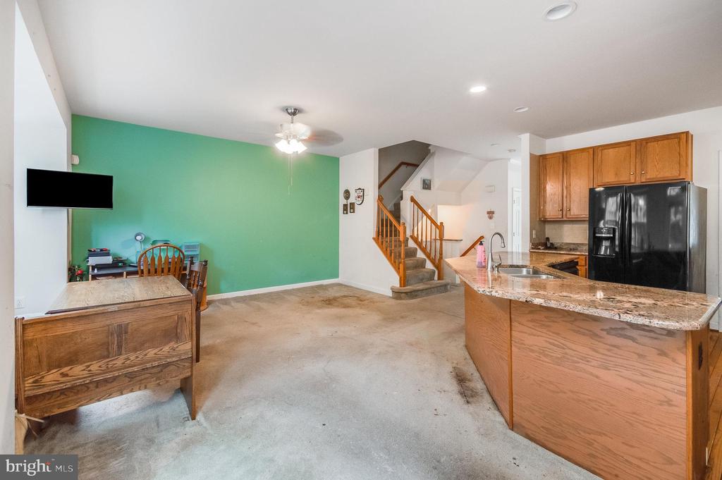6324 FRANCONIA COMMONS DRIVE