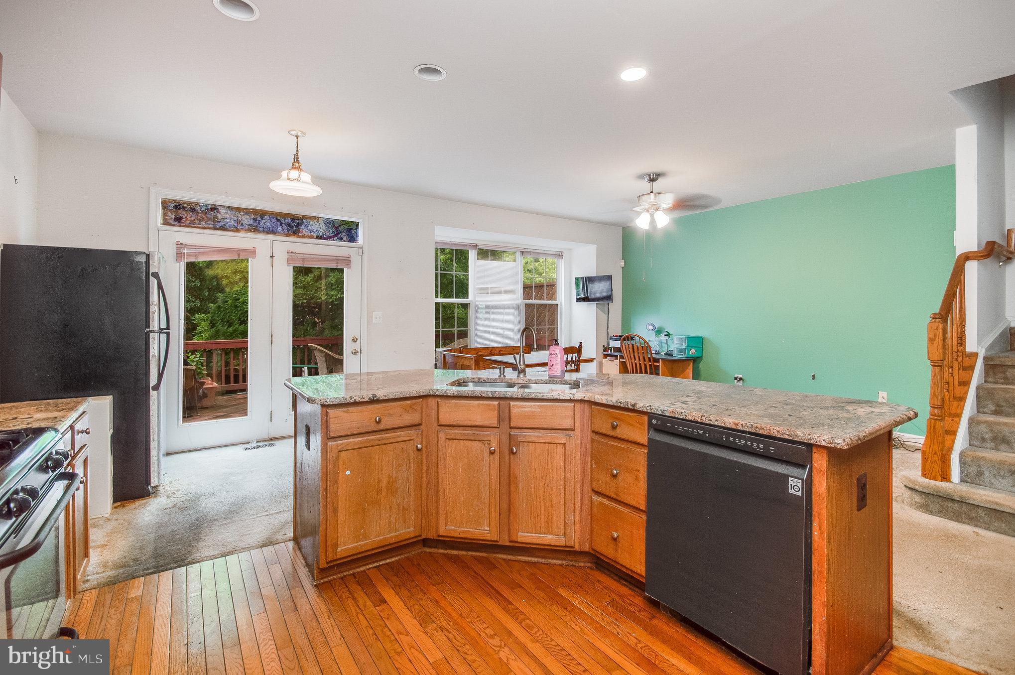 6324 FRANCONIA COMMONS DRIVE