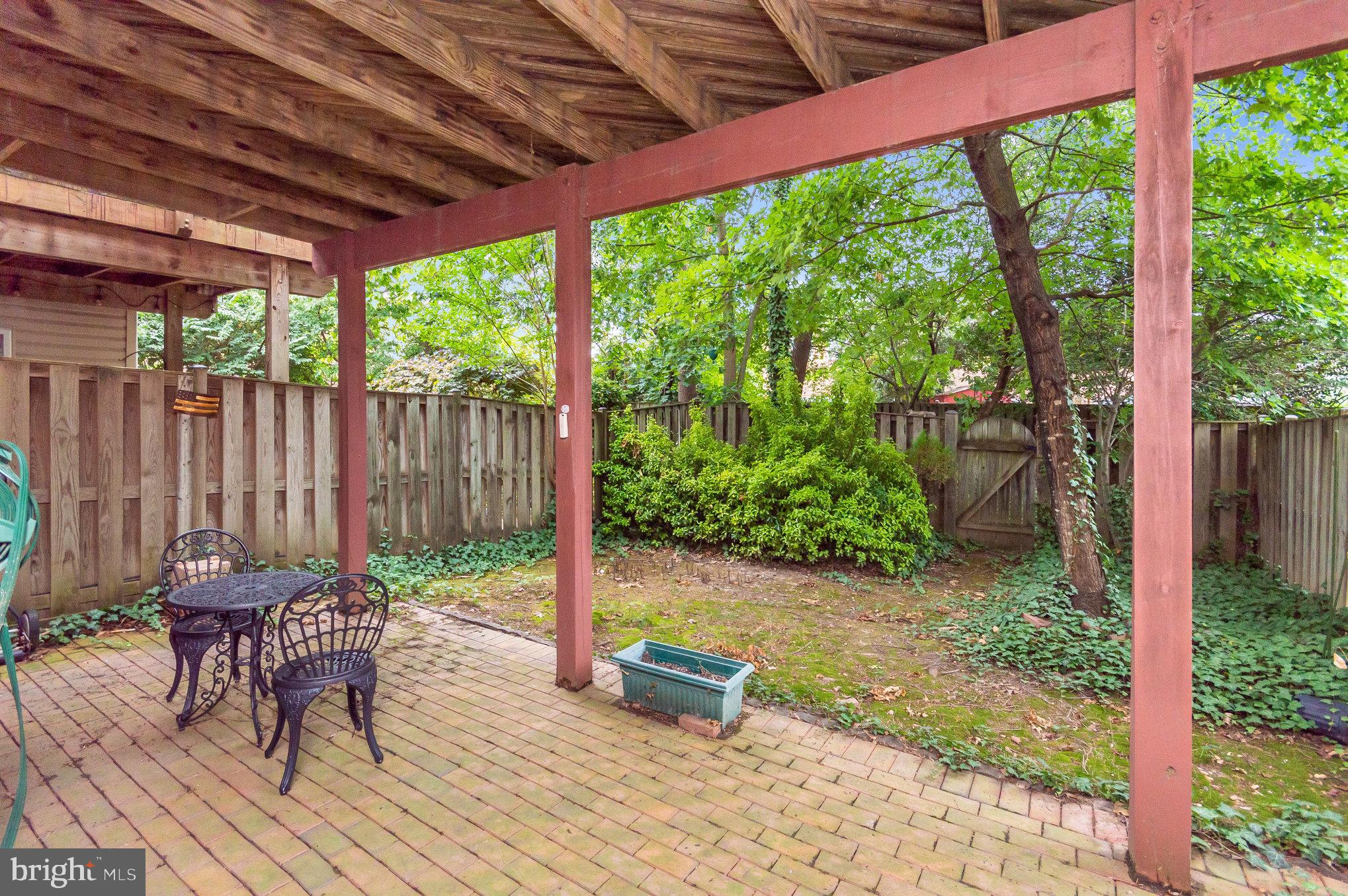 6324 FRANCONIA COMMONS DRIVE