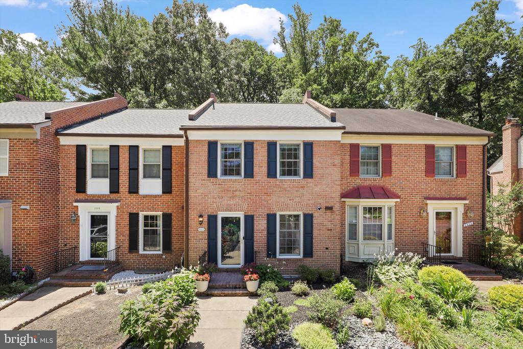 6807 INDIAN RUN COURT