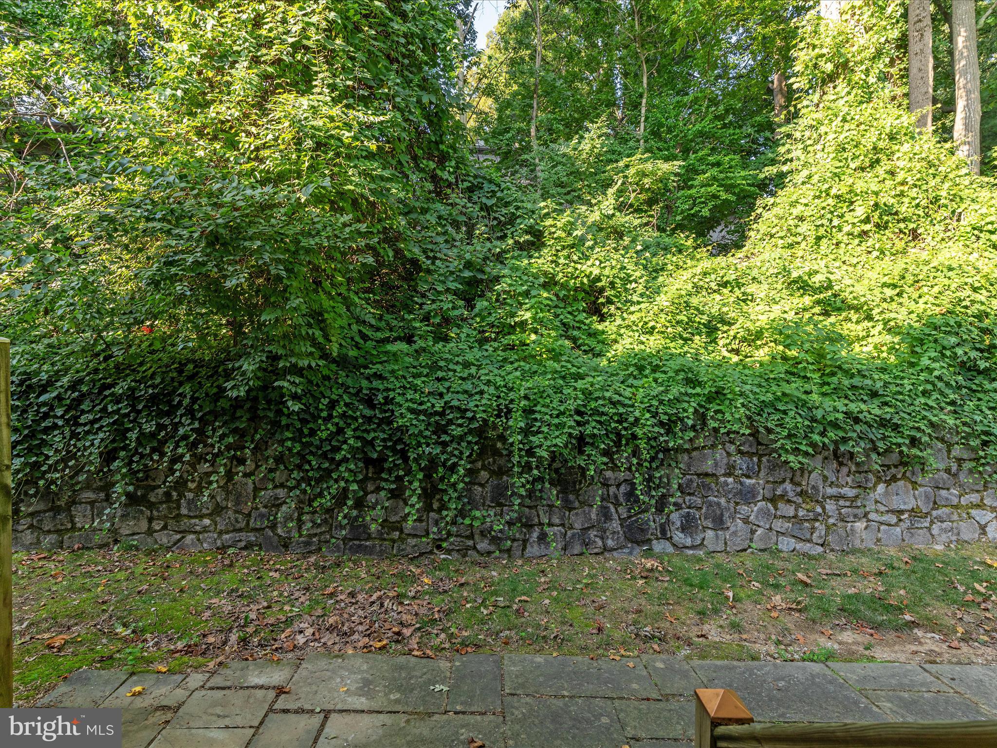 7731 HERITAGE WOODS WAY