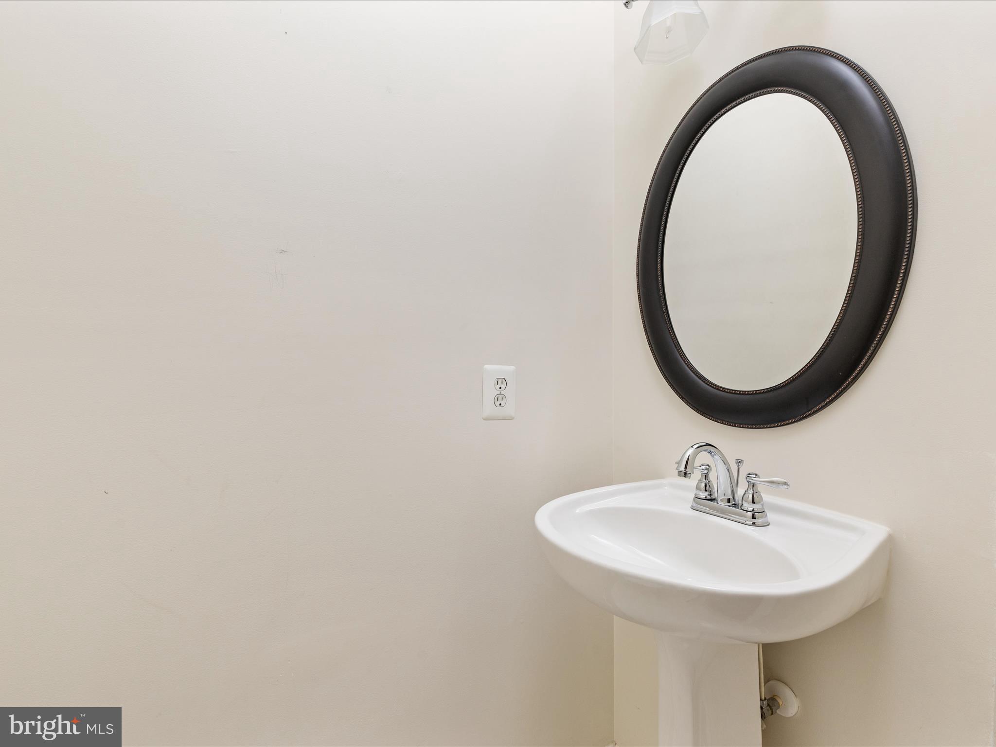 7731 HERITAGE WOODS WAY