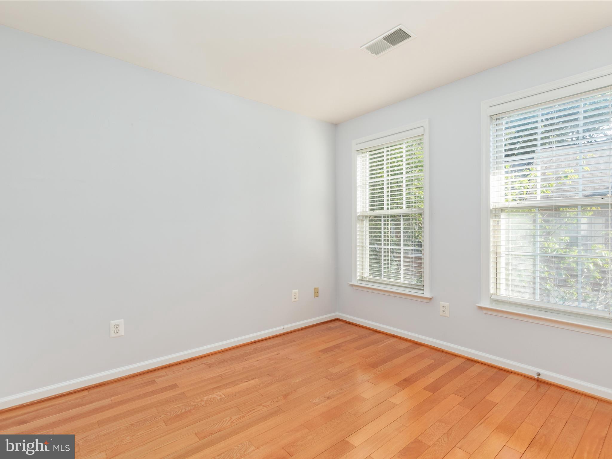 7731 HERITAGE WOODS WAY