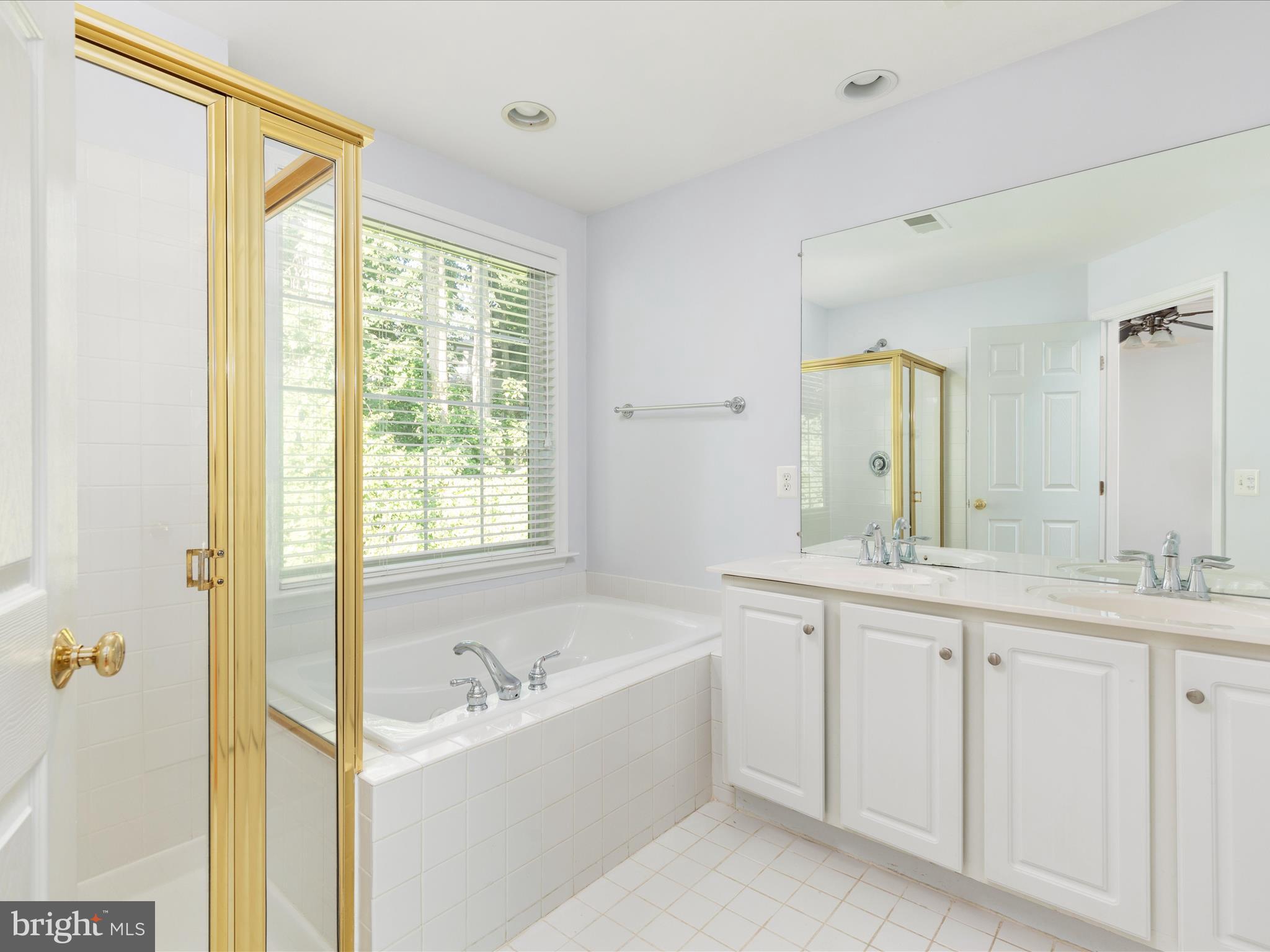 7731 HERITAGE WOODS WAY