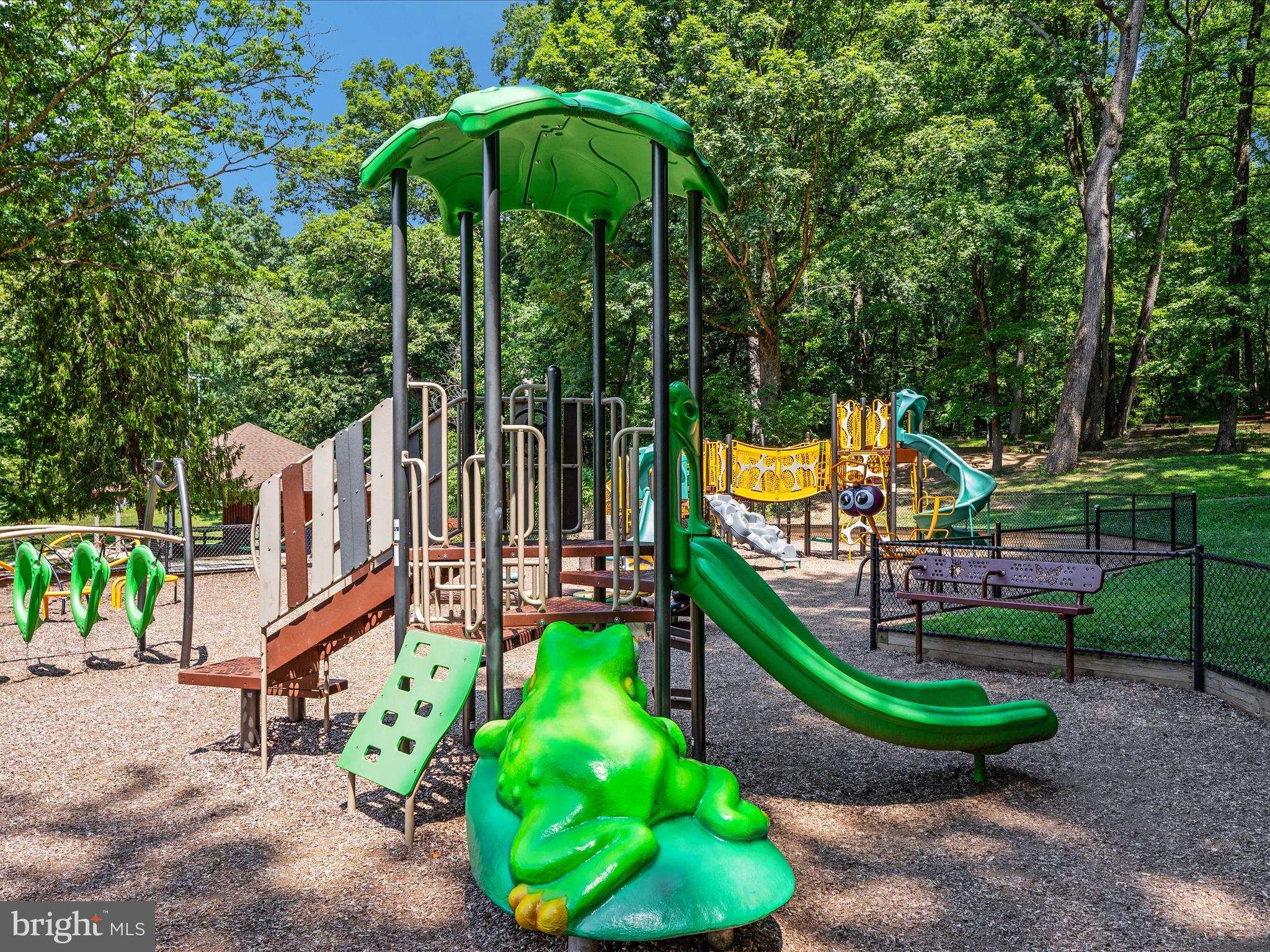 7731 HERITAGE WOODS WAY