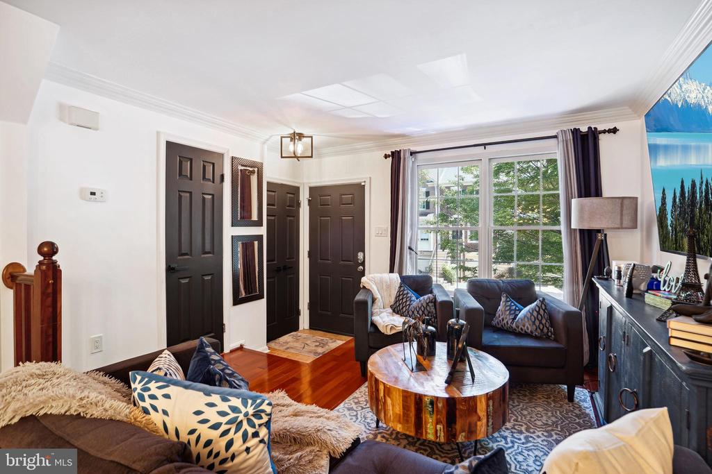 7844 GUM SPRINGS VILLAGE DRIVE