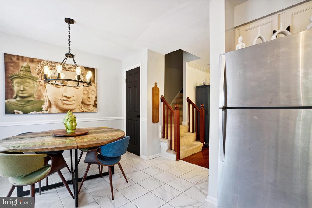 7844 GUM SPRINGS VILLAGE DRIVE