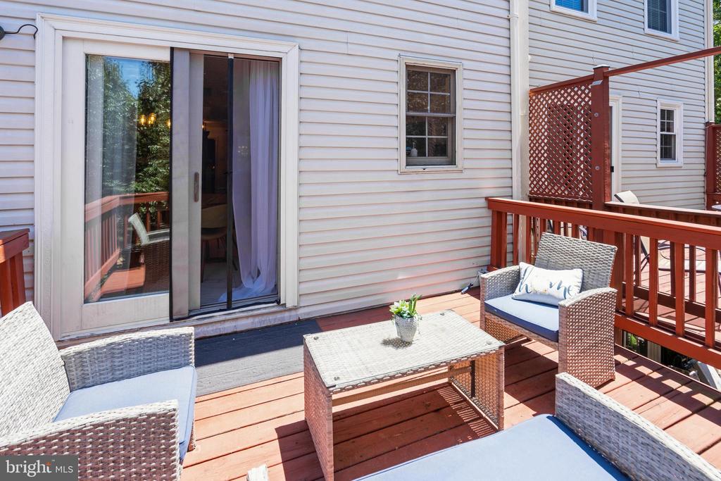 7844 GUM SPRINGS VILLAGE DRIVE