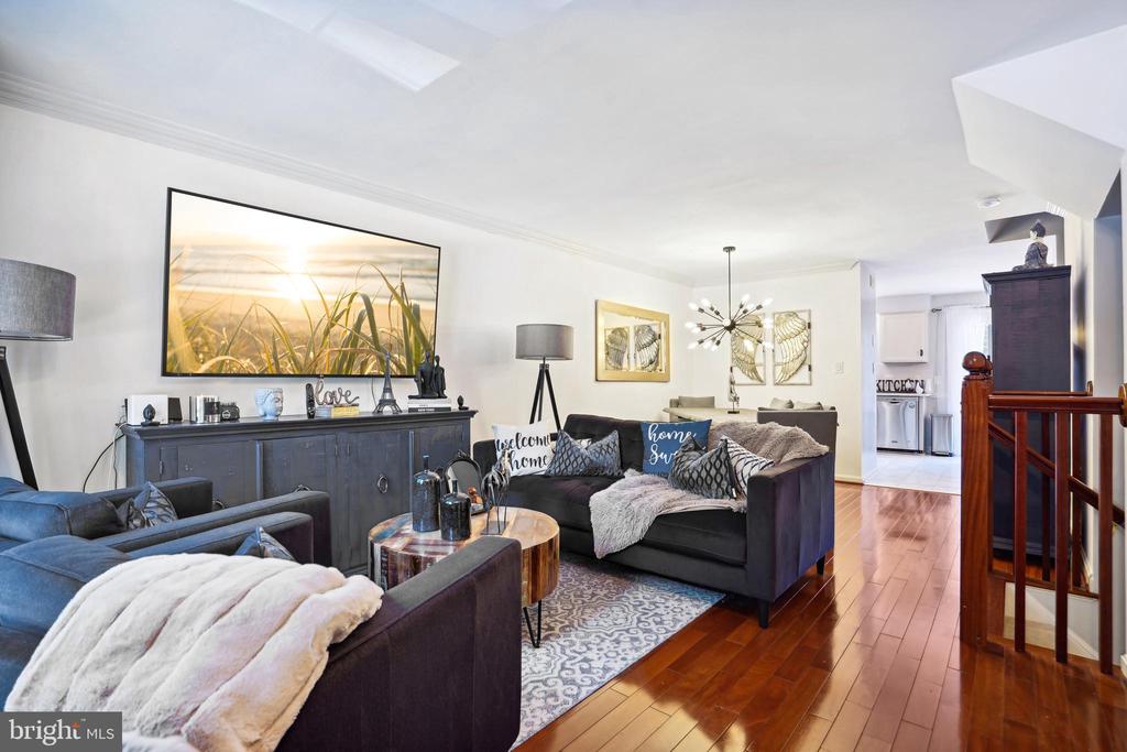 7844 GUM SPRINGS VILLAGE DRIVE
