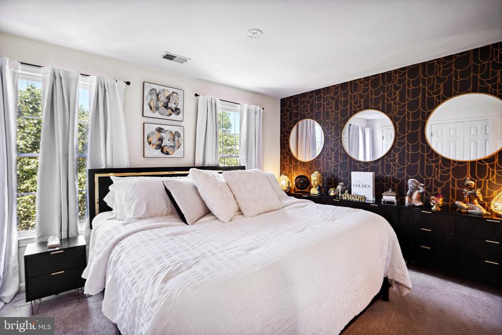 7844 GUM SPRINGS VILLAGE DRIVE