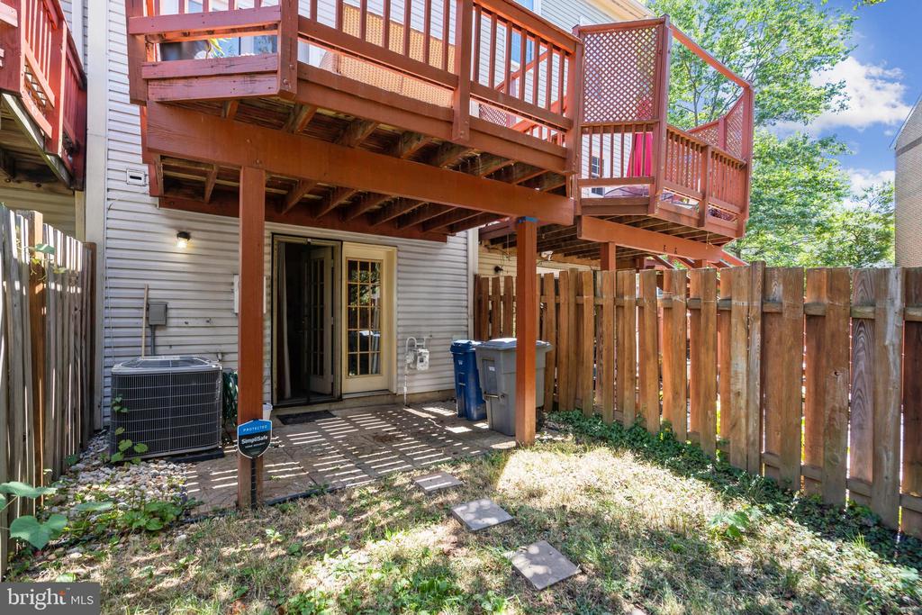 7844 GUM SPRINGS VILLAGE DRIVE