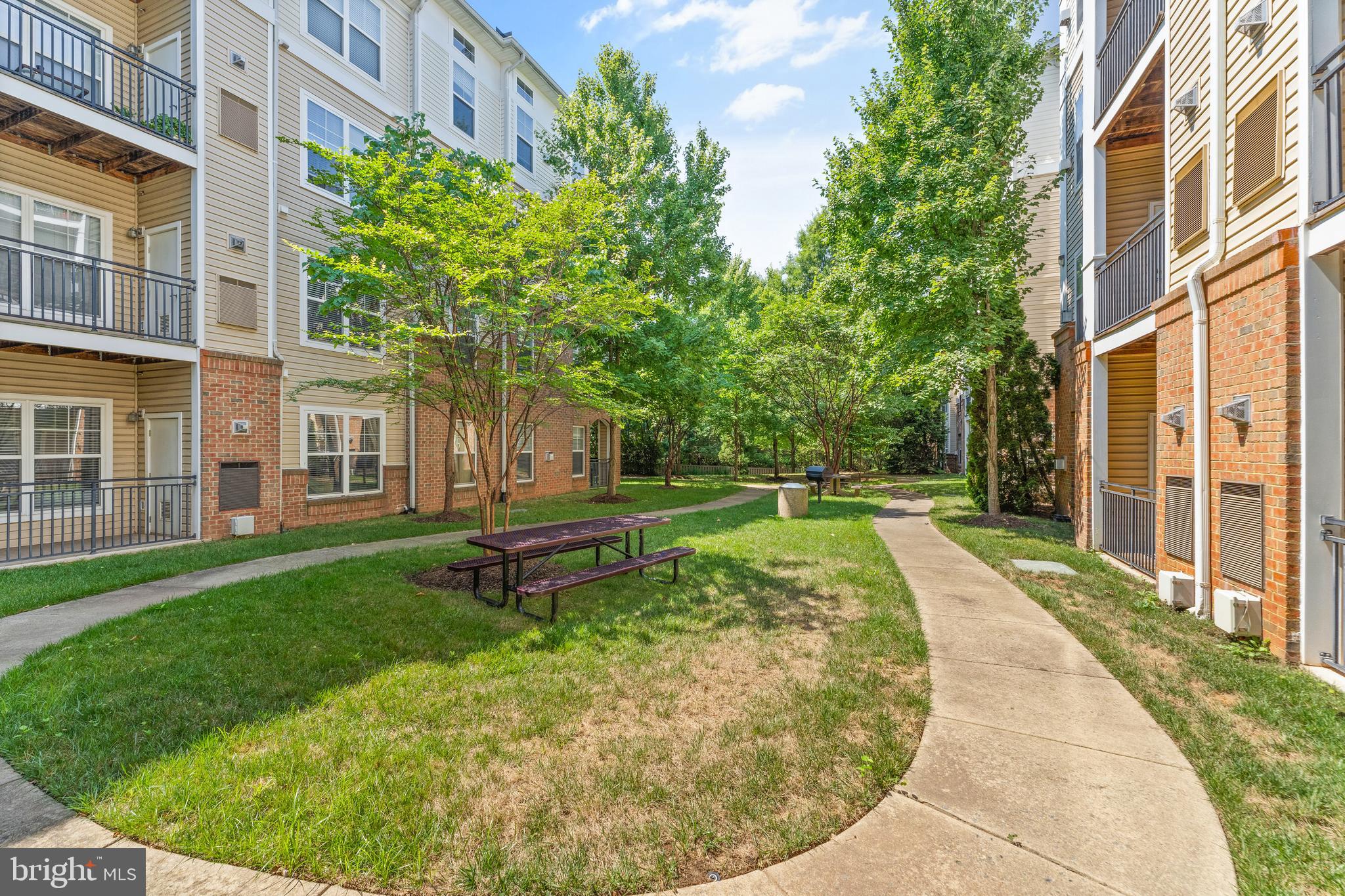 3850 LIGHTFOOT STREET 152