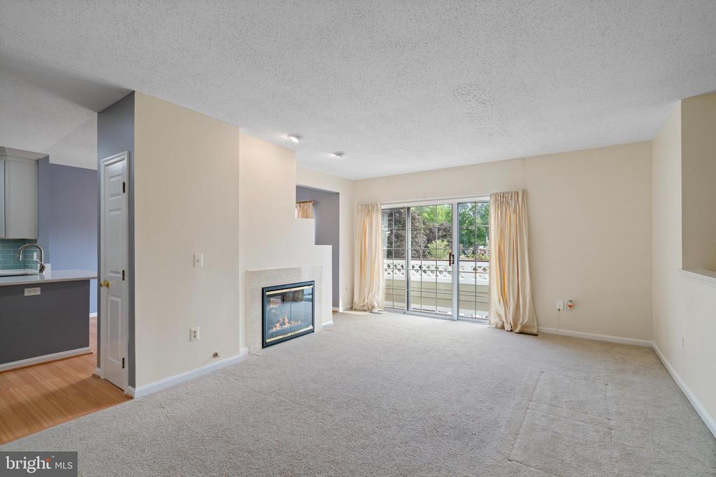 5102 CASTLE HARBOR WAY 118