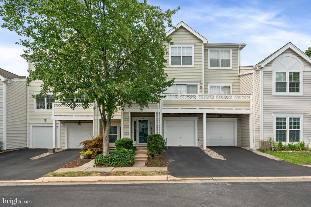 5102 CASTLE HARBOR WAY 118
