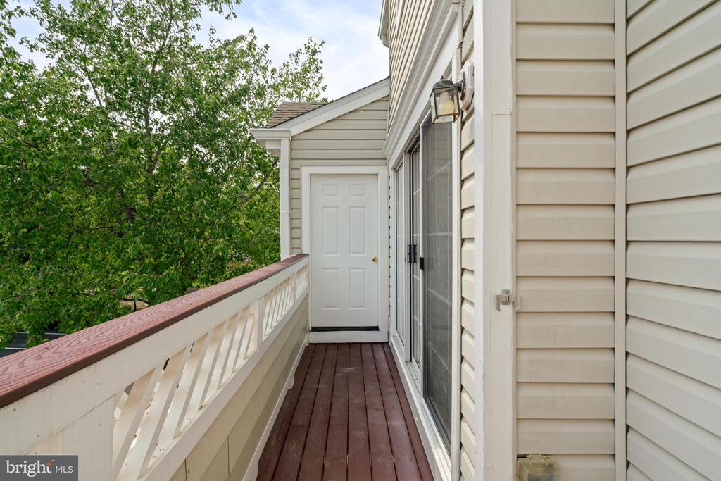 5102 CASTLE HARBOR WAY 118