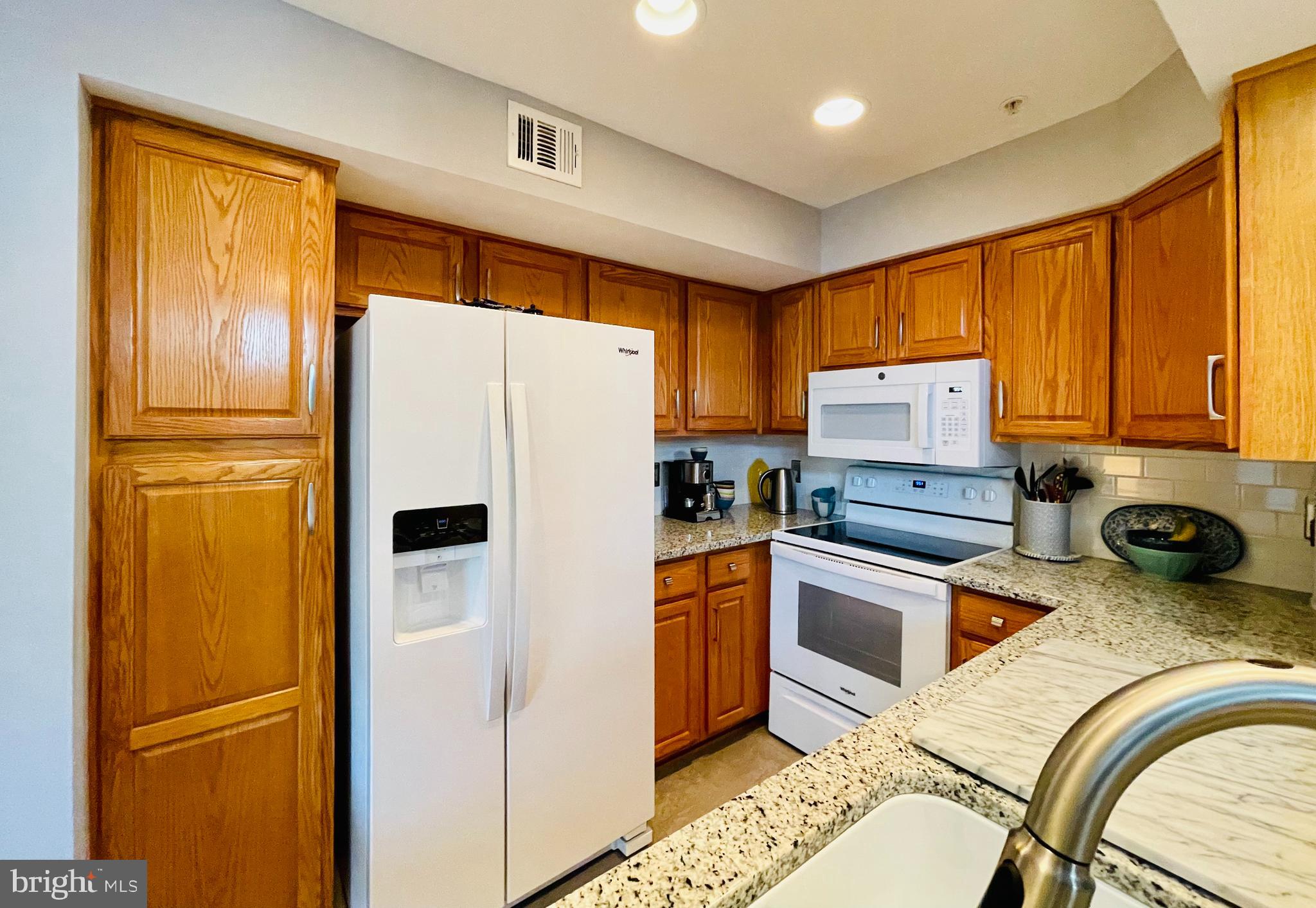 1312 GARDEN WALL CIRCLE 203