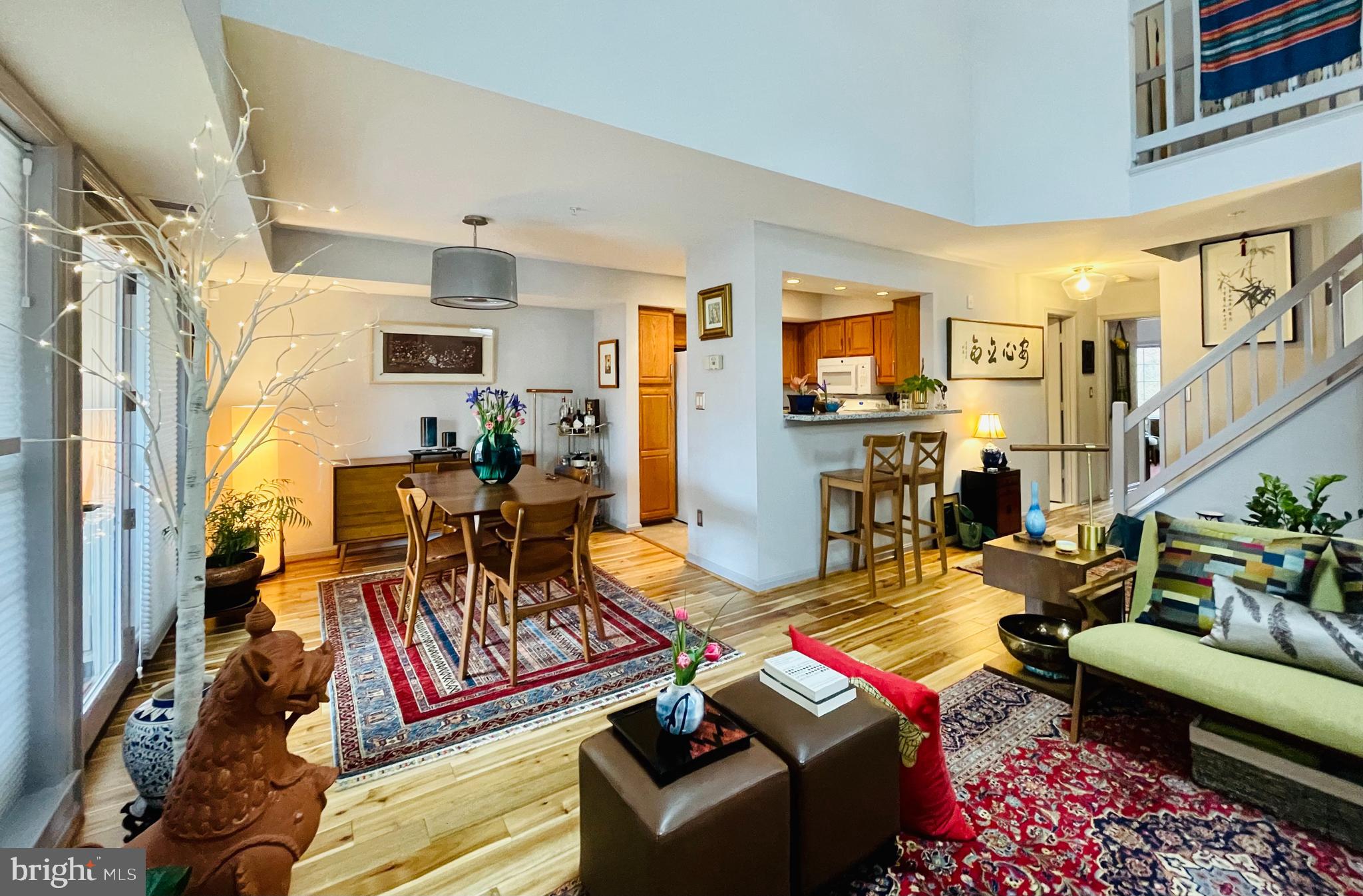 1312 GARDEN WALL CIRCLE 203