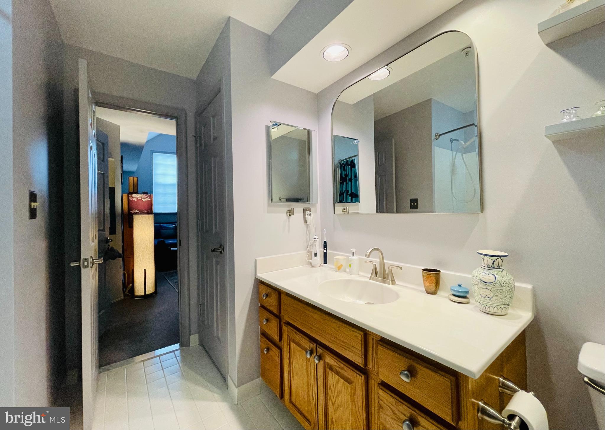 1312 GARDEN WALL CIRCLE 203