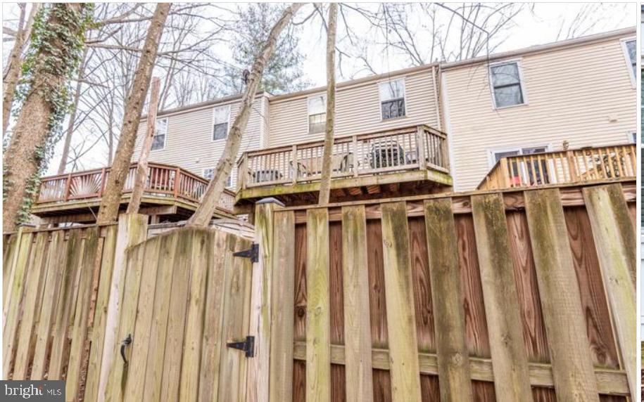 10168 SASSAFRAS WOODS COURT