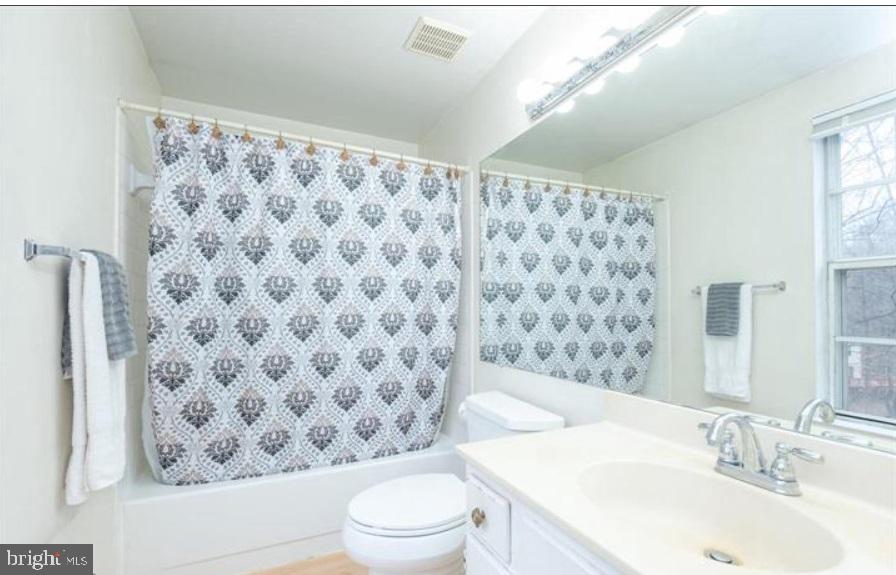 10168 SASSAFRAS WOODS COURT