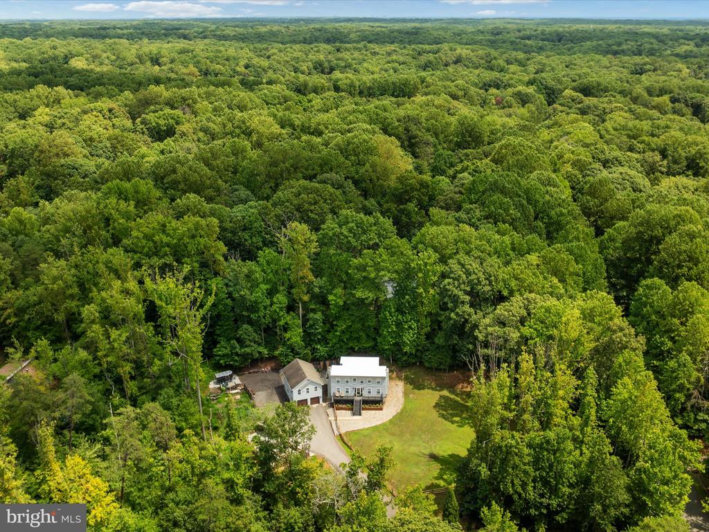 7399 BEACHPLUM DRIVE