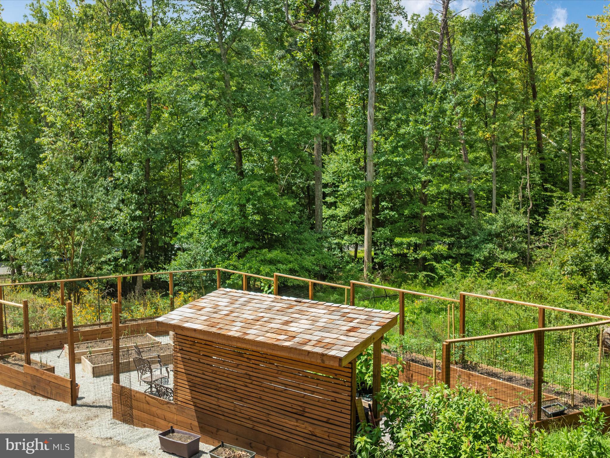 7399 BEACHPLUM DRIVE