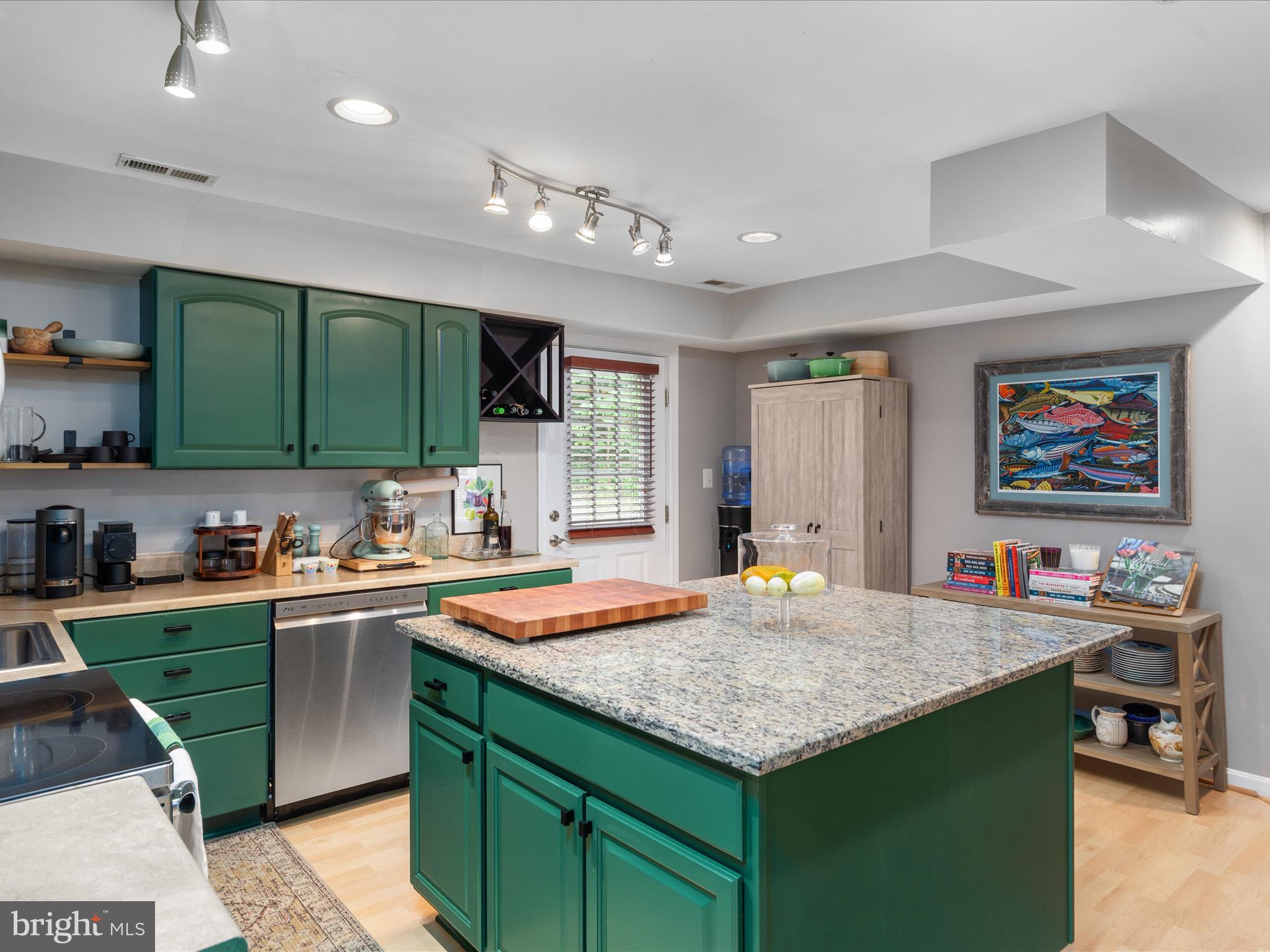 7399 BEACHPLUM DRIVE