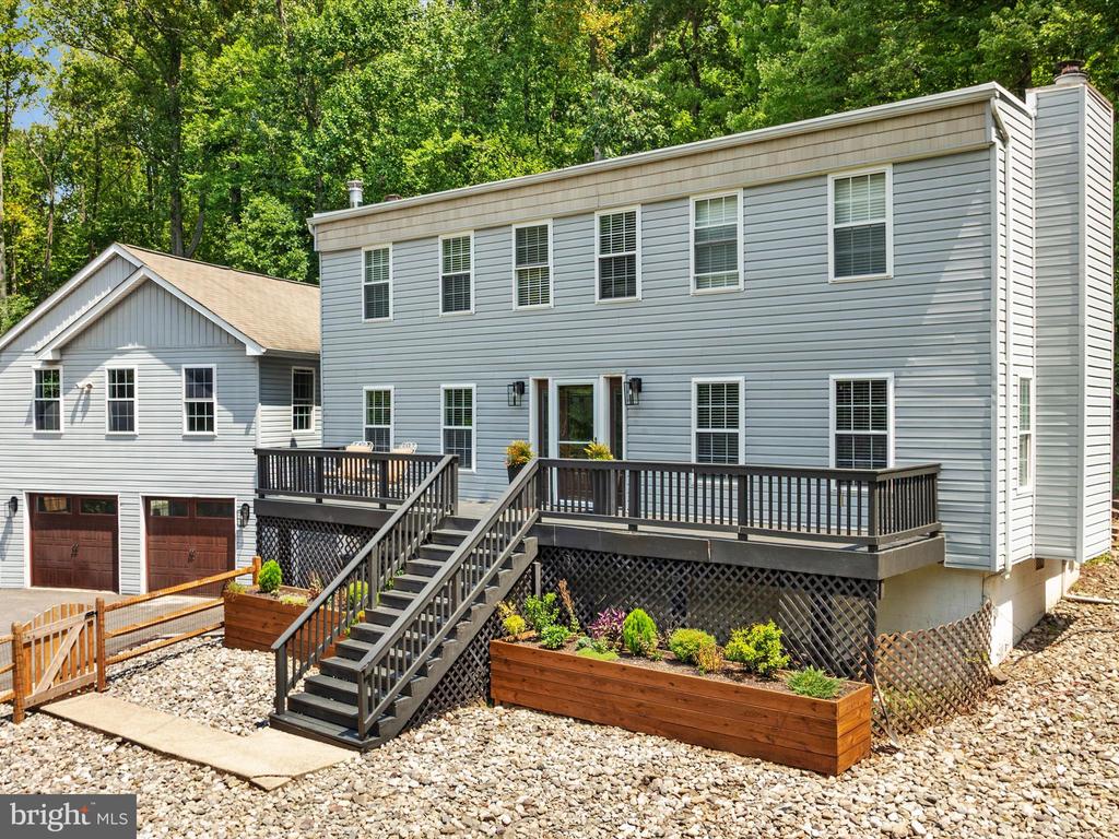 7399 BEACHPLUM DRIVE