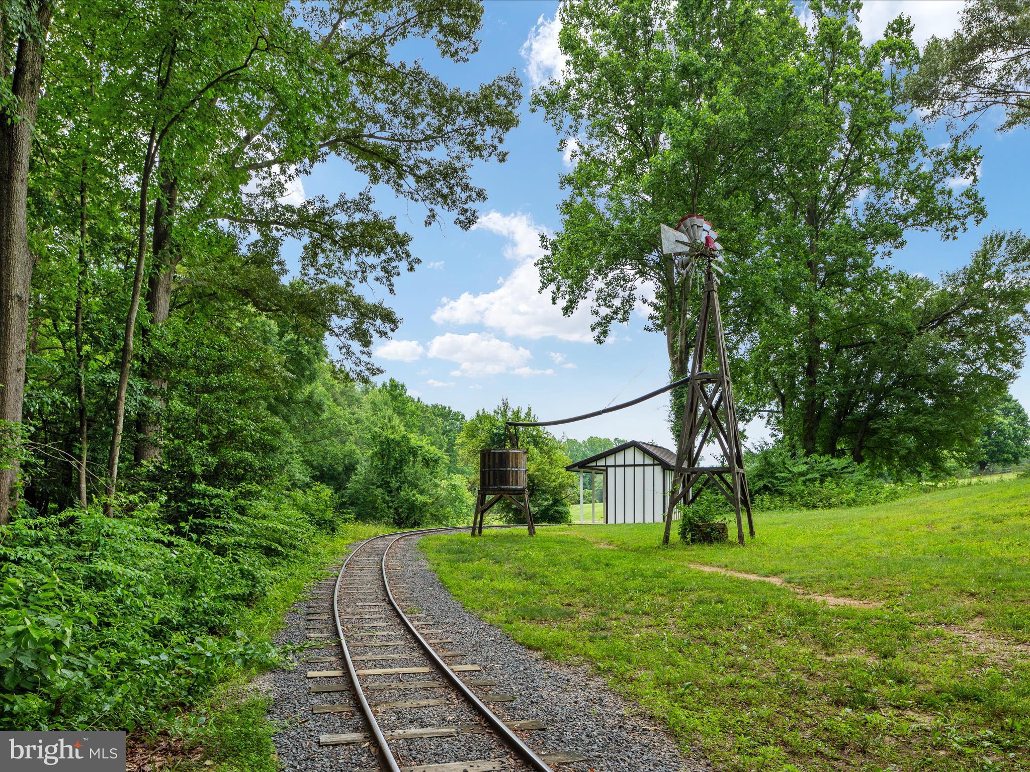 7399 BEACHPLUM DRIVE