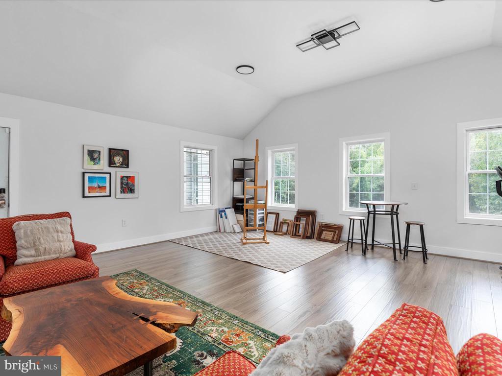 7399 BEACHPLUM DRIVE