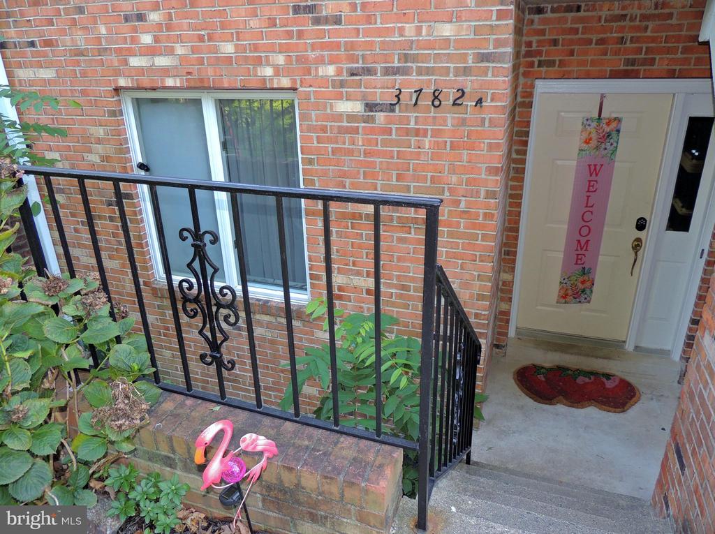 3782A MADISON LANE