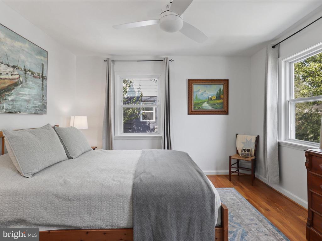 2111 ARLINGTON TERRACE
