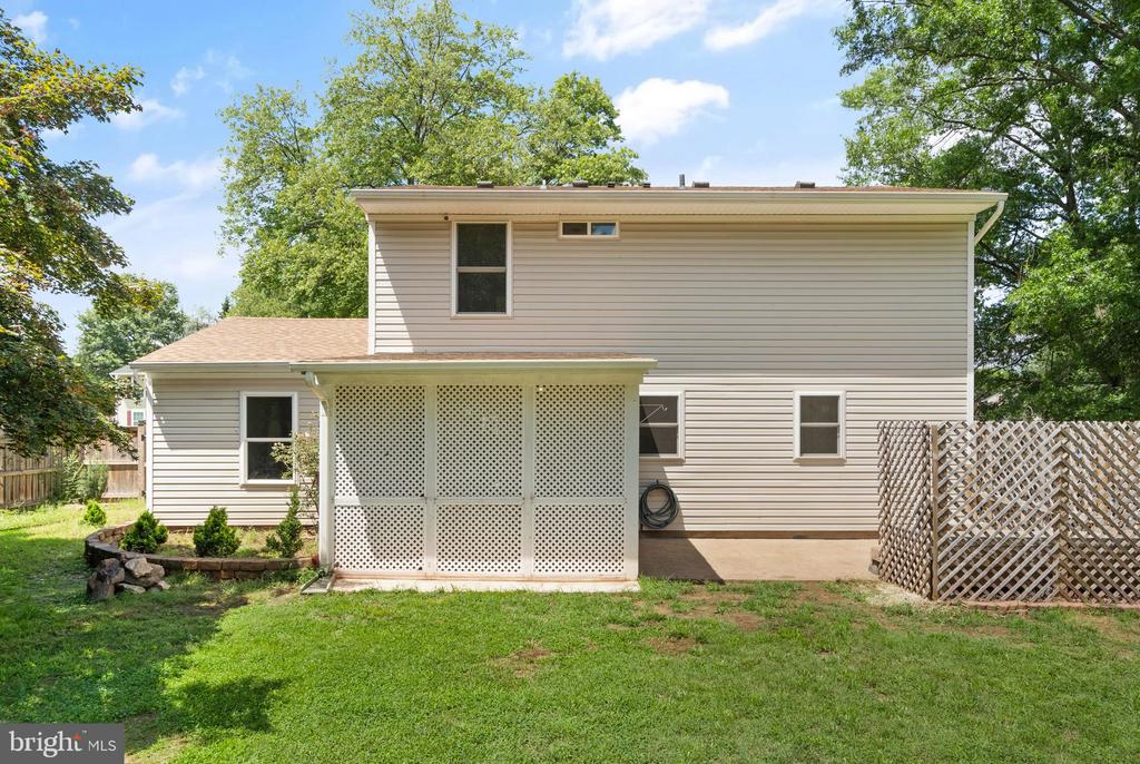 4011 NOVAR DRIVE