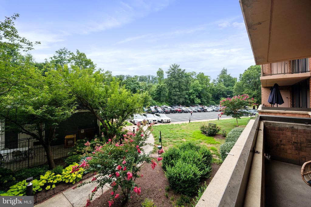 2230 GEORGE C MARSHALL DRIVE 401