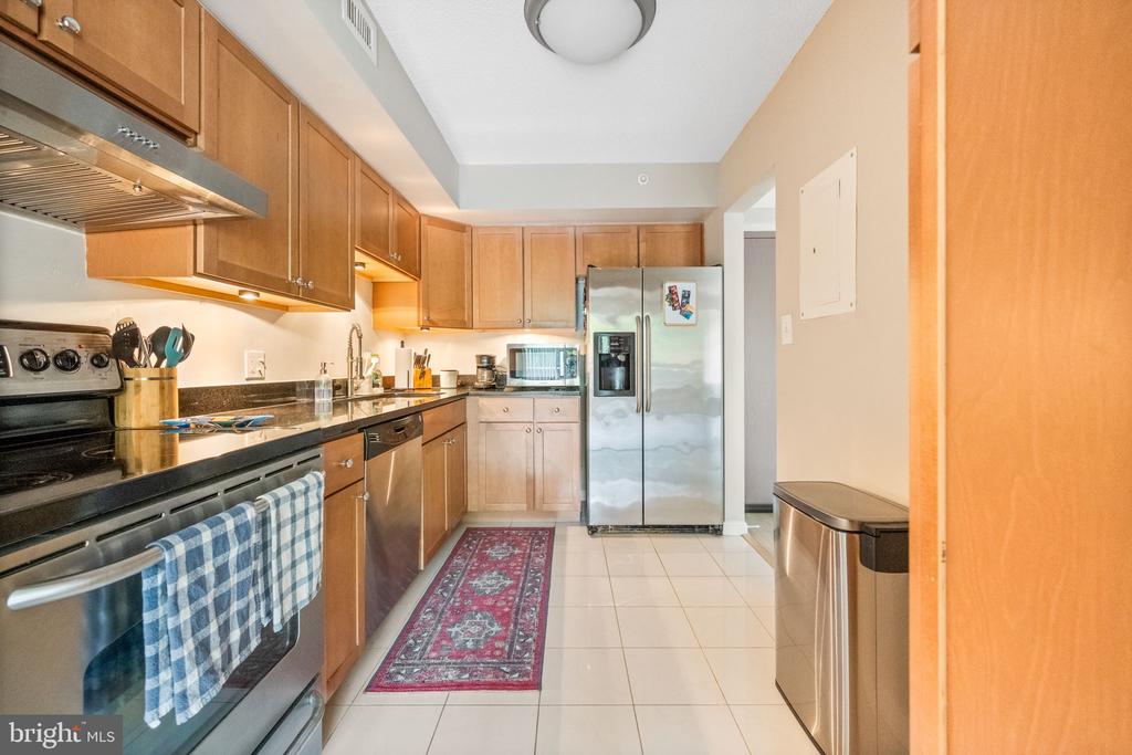 2230 GEORGE C MARSHALL DRIVE 401