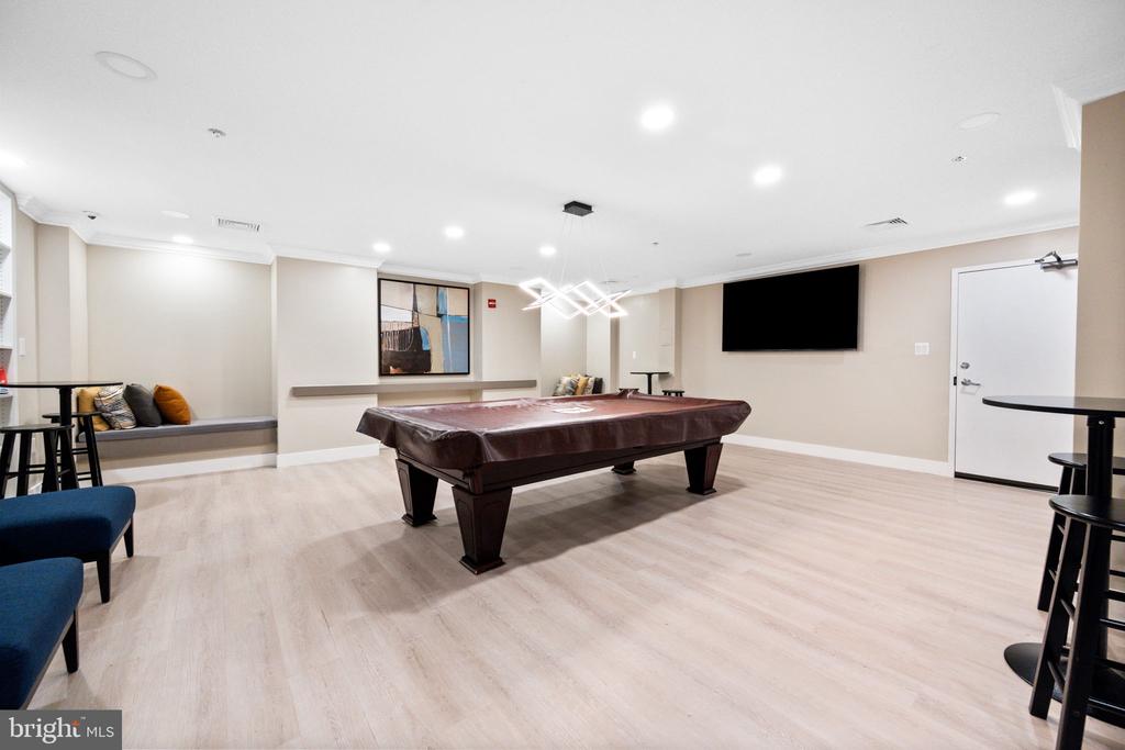 2230 GEORGE C MARSHALL DRIVE 401