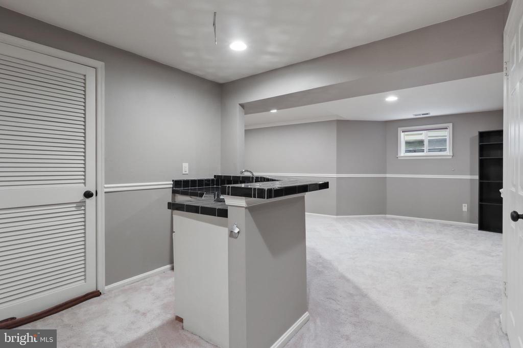1503 DEER POINT WAY