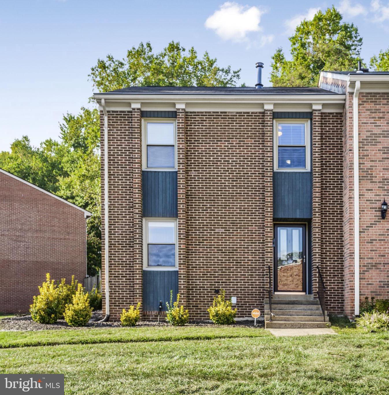 8328 HIGHCLIFFE COURT