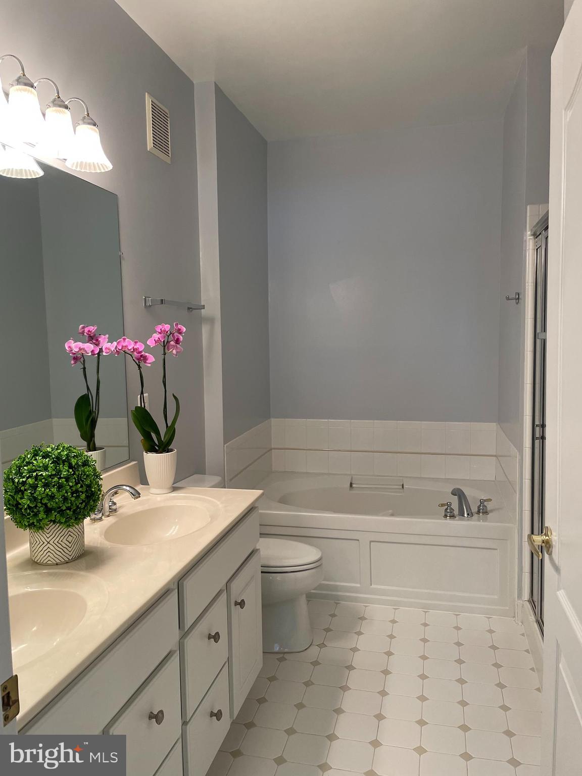 12185 ABINGTON HALL PLACE 102