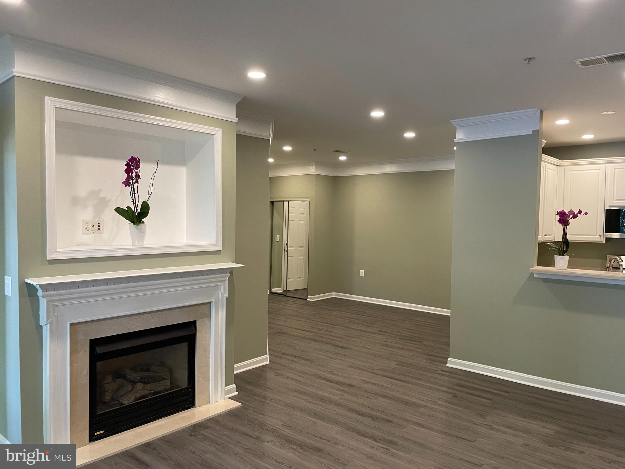 12185 ABINGTON HALL PLACE 102