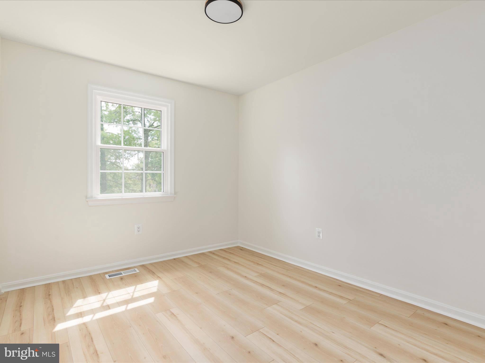 8009 SLEEPY VIEW LANE