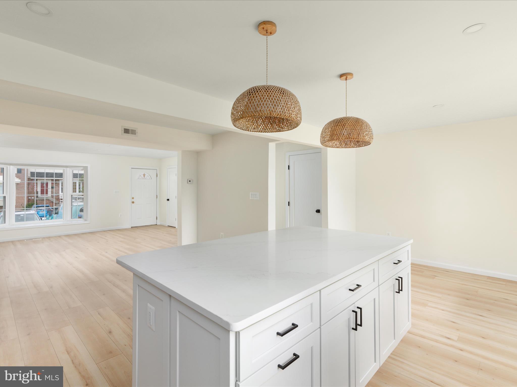 8009 SLEEPY VIEW LANE